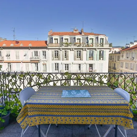 Bright In The Heart Of Appartement